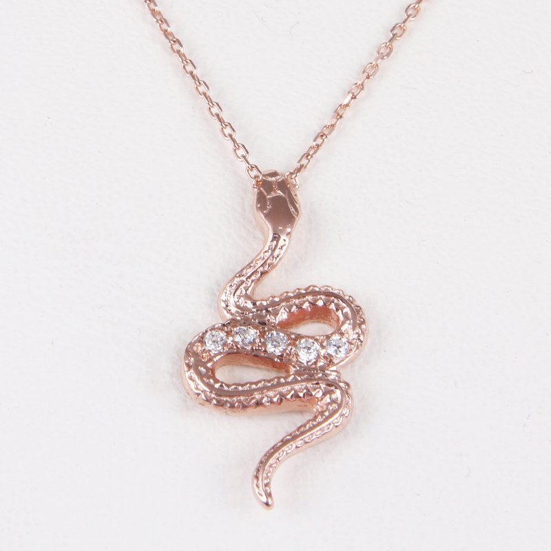 Rose Gold Serpent Necklace - amoriumjewelry