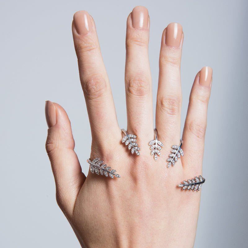Sterling Silver Palm Hand Cuff - amoriumjewelry